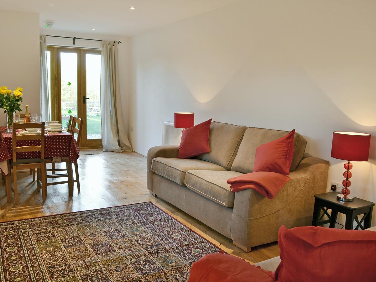 Villa Tiger Horsted Keynes Exterior foto